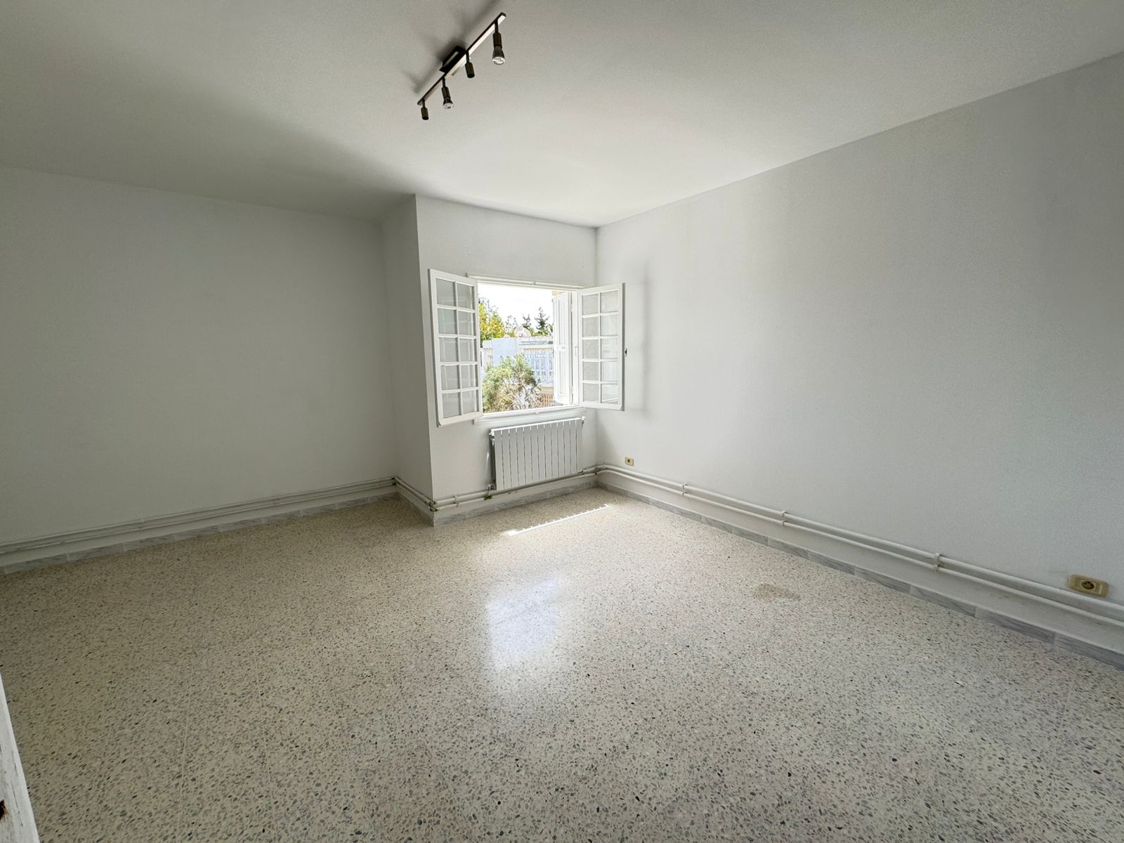 Hammam Sousse&nbsp;El Kantaoui&nbsp;Location&nbsp;Appart. 4 pi�ces&nbsp;S3 el kantaoui rue kantaoui morjane