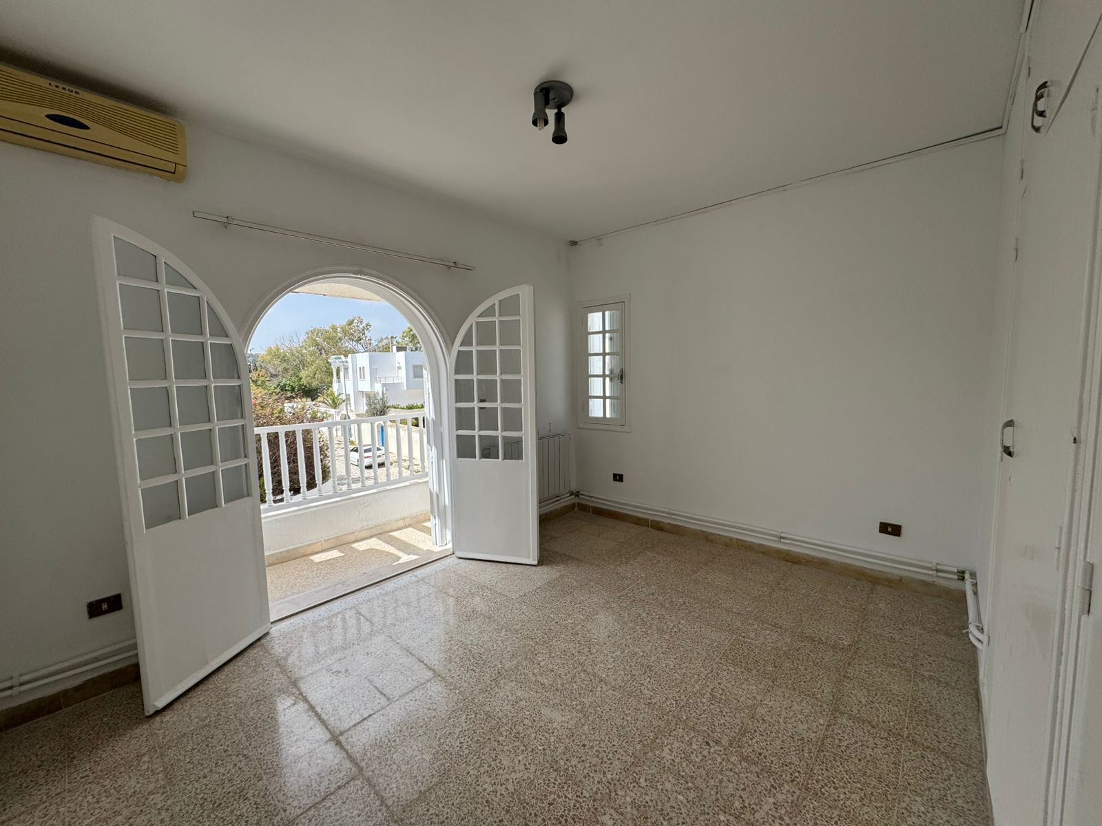 Hammam Sousse&nbsp;El Kantaoui&nbsp;Location&nbsp;Appart. 4 pi�ces&nbsp;S3 el kantaoui rue kantaoui morjane