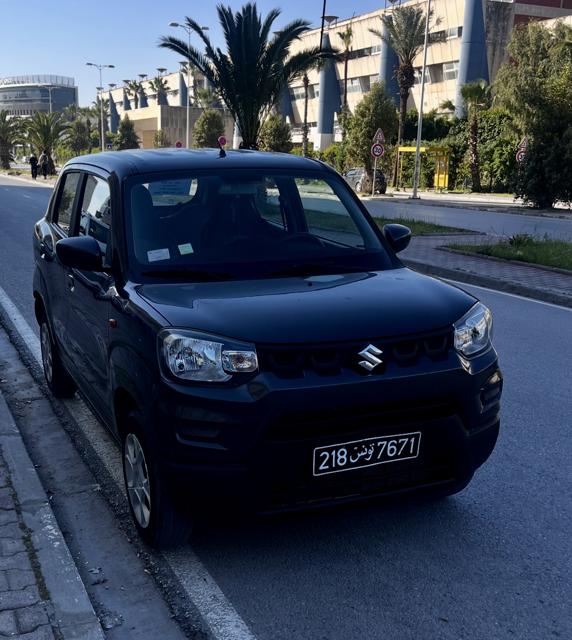 La Marsa&nbsp;El Aouina&nbsp;Suzuki&nbsp;Autre Mod�le&nbsp;Suzuki s presso neuf 4cv 1 er main 35895 km
