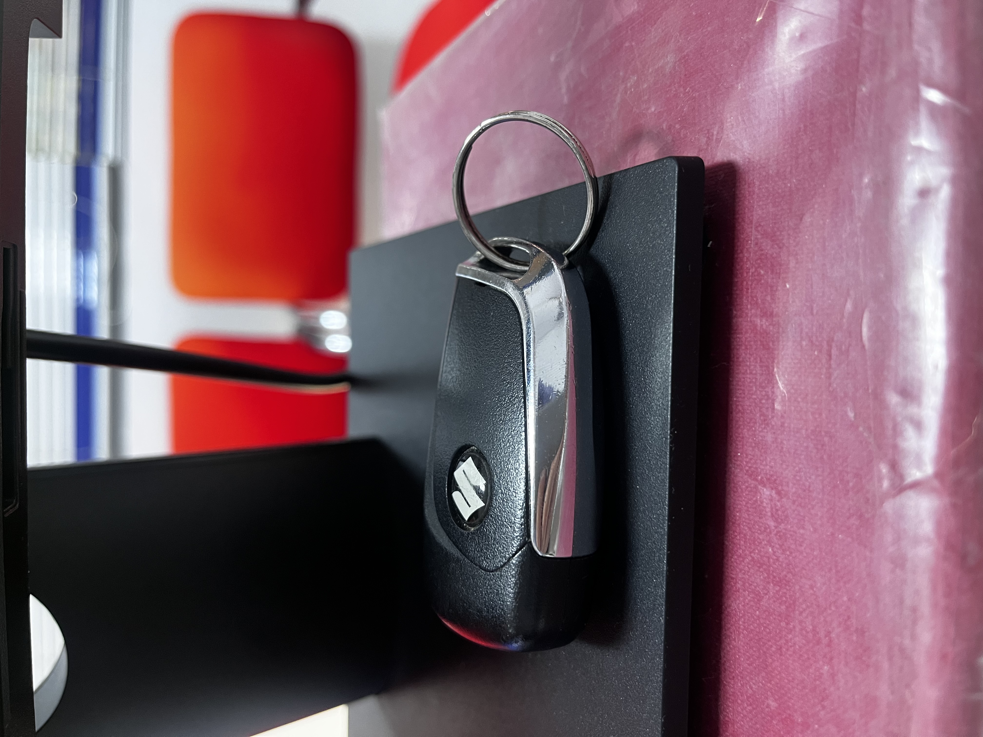 La Marsa&nbsp;El Aouina&nbsp;Suzuki&nbsp;Autre Mod�le&nbsp;Suzuki s presso neuf 4cv 1 er main 35895 km