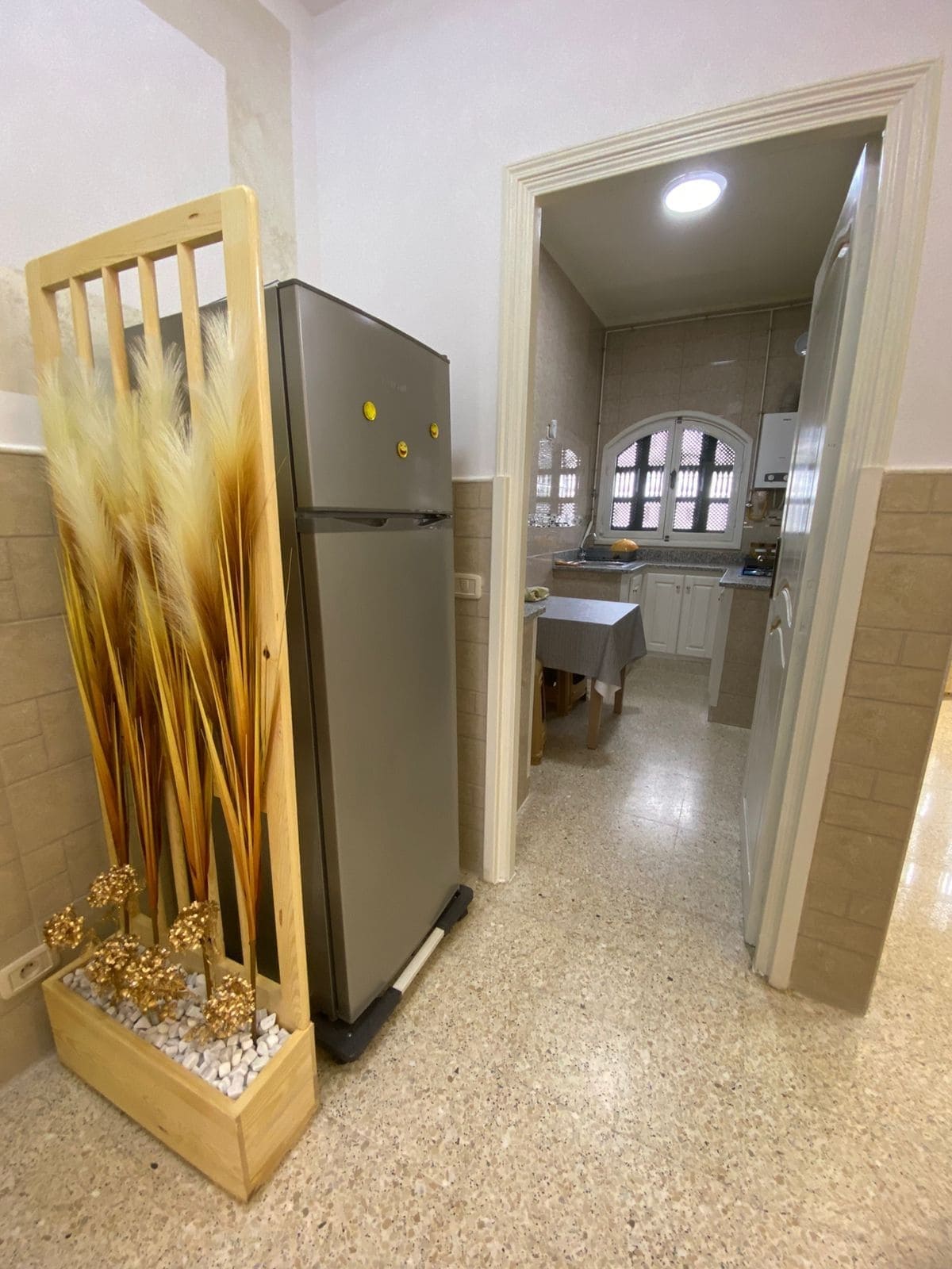 Monastir&nbsp;Monastir&nbsp;Location&nbsp;Appart. 3 pi�ces&nbsp;S2 r�nov� omrane pour etudiantes