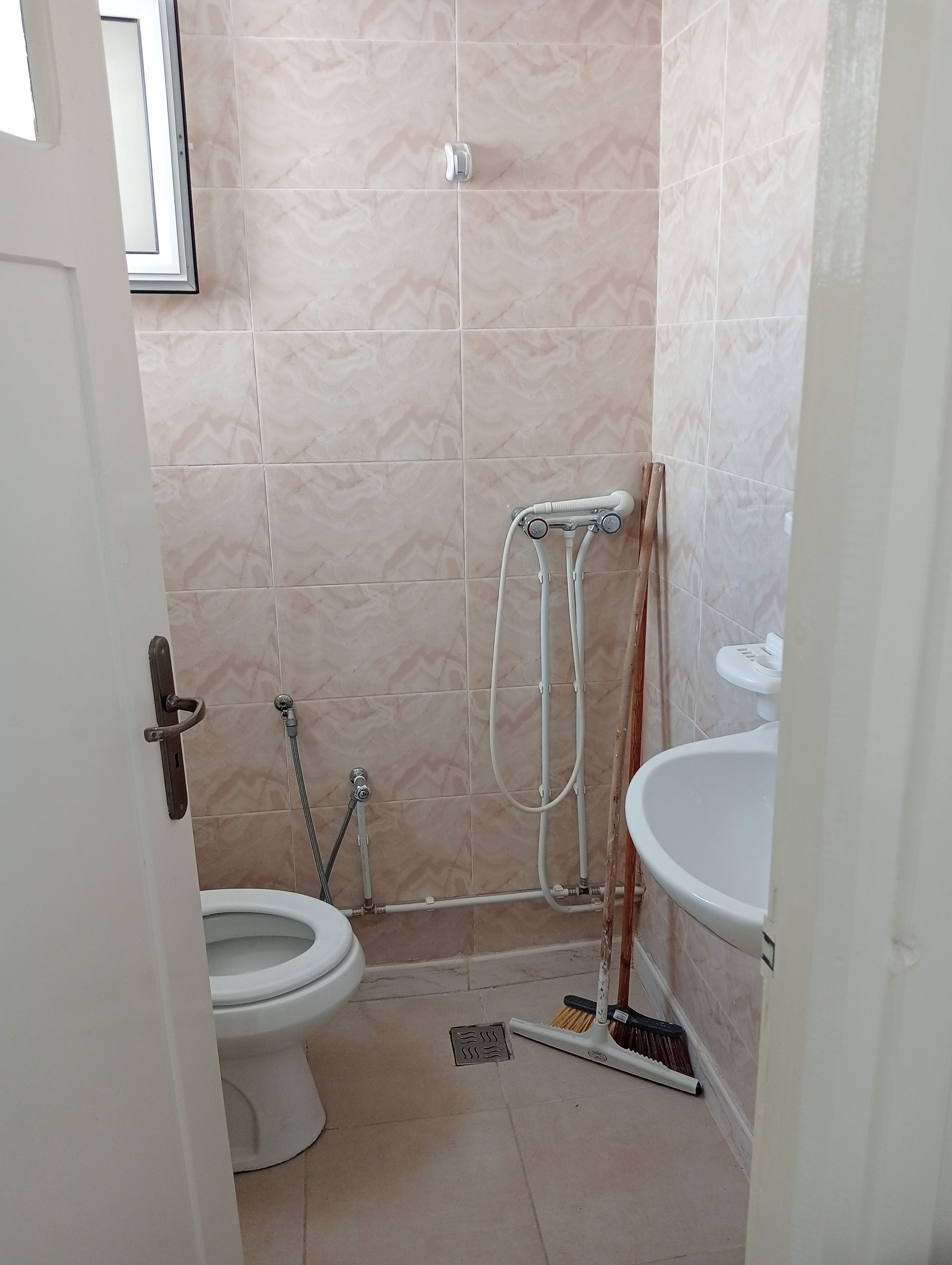 Monastir&nbsp;Monastir&nbsp;Location&nbsp;Appart. 2 pi�ces&nbsp;S1 meubl� pour 2 filles