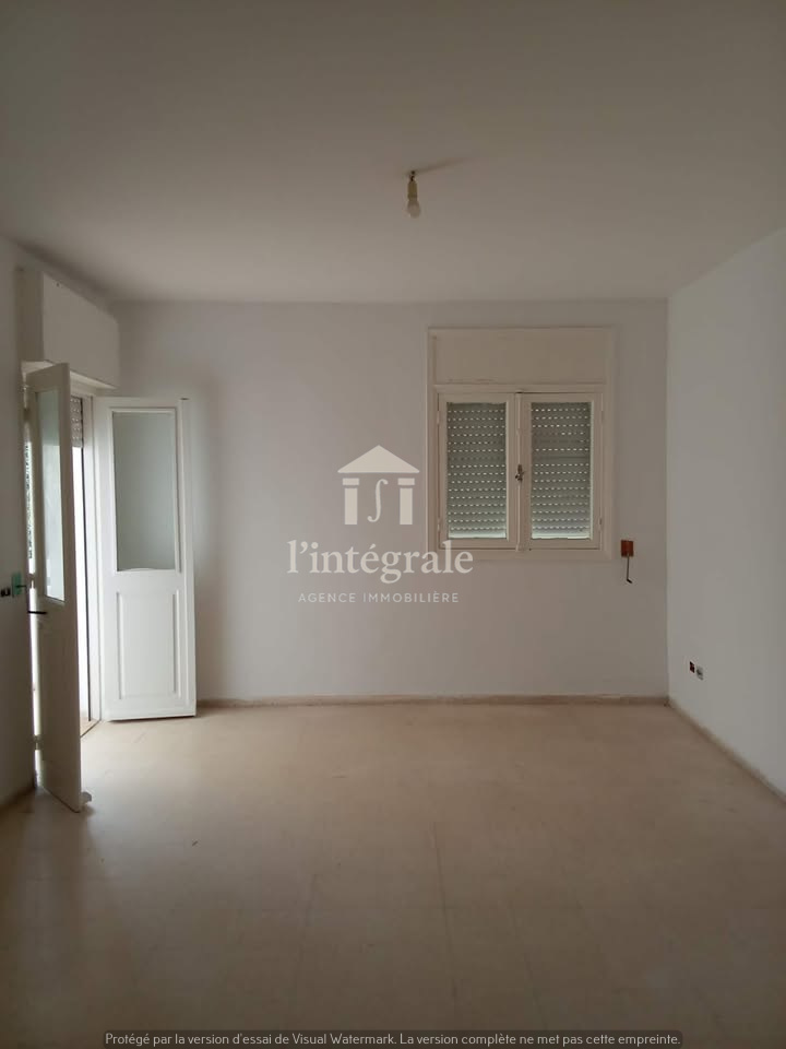 Ariana Ville&nbsp;El Menzah 7&nbsp;Location&nbsp;Appart. 3 pi�ces&nbsp;S2 au 1er �age menzah7