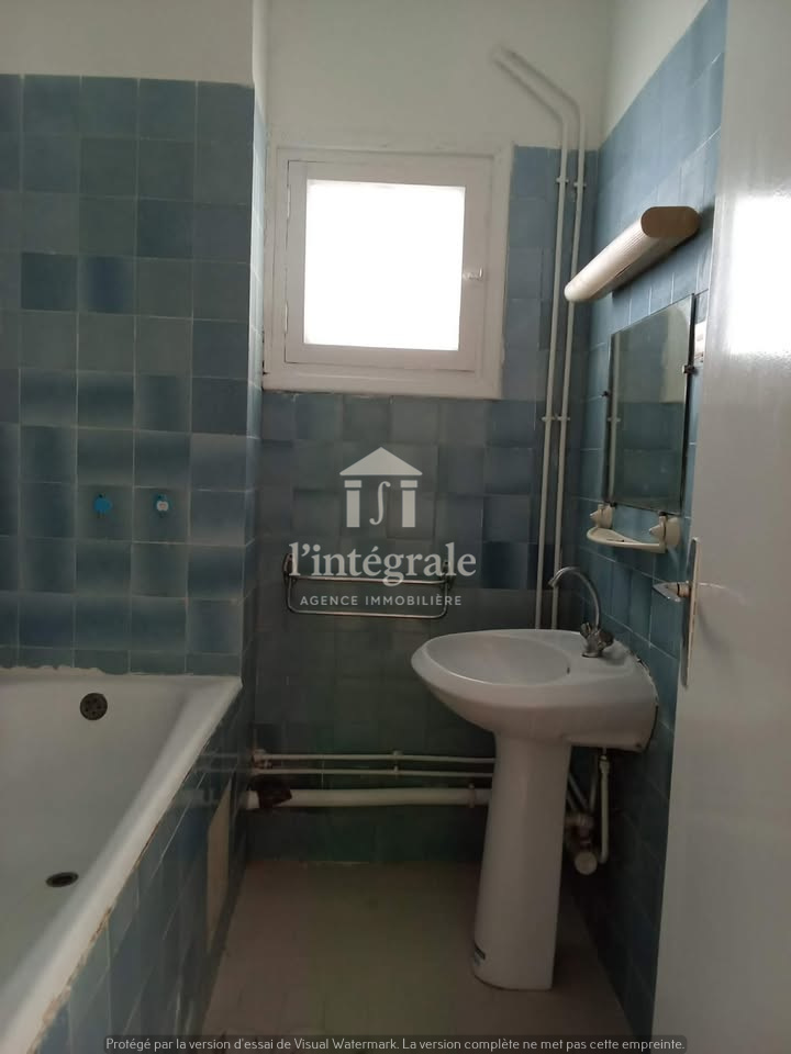 Ariana Ville&nbsp;El Menzah 7&nbsp;Location&nbsp;Appart. 3 pi�ces&nbsp;S2 au 1er �age menzah7