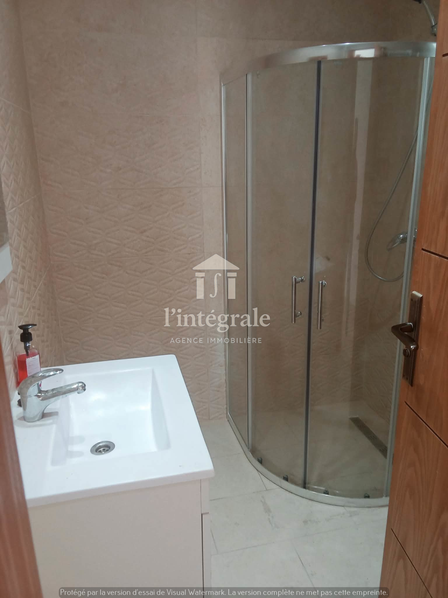 Mnihla&nbsp;Jardins d'el Menzah&nbsp;Location&nbsp;Appart. 4 pi�ces&nbsp;Un appartement s3 jamais habit�