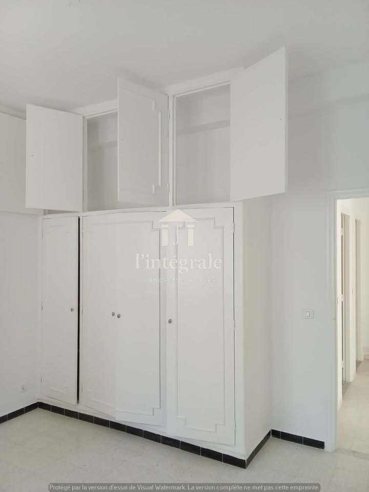 Ariana Ville&nbsp;El Menzah 7&nbsp;Location&nbsp;Maisons&nbsp;Bel �tage de villa s3