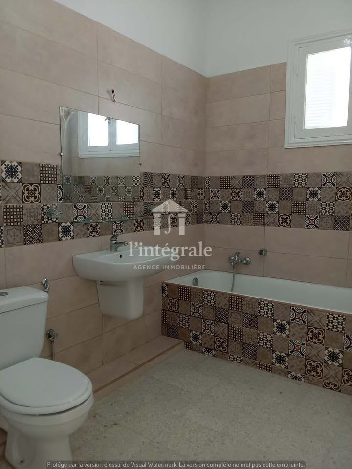 Ariana Ville&nbsp;El Menzah 7&nbsp;Location&nbsp;Maisons&nbsp;Bel �tage de villa s3