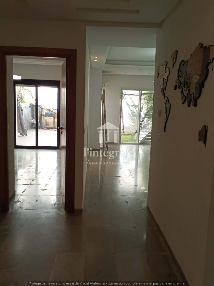 Ariana Ville&nbsp;Cite Ennasr 2&nbsp;Location&nbsp;Appart. 2 pi�ces&nbsp;Superbe s1 haut standing avec jardin