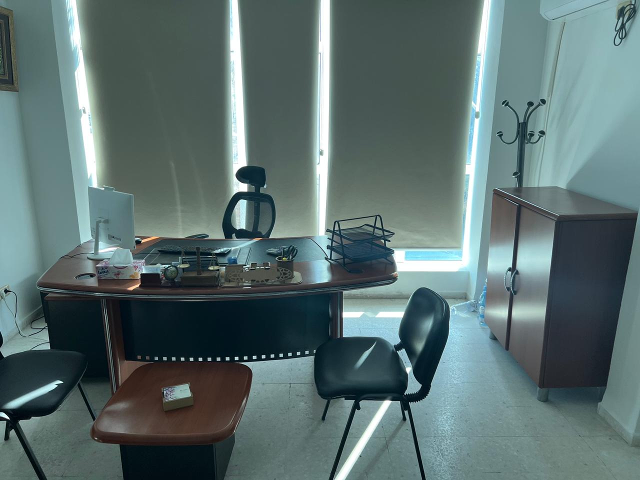 Sousse Jaouhara&nbsp;Cite Sahloul&nbsp;Meubles de bureau&nbsp;Bureaux - Tables&nbsp;Bureau directeur