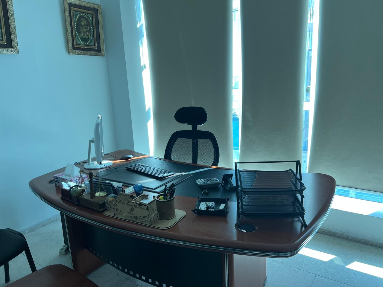 Sousse Jaouhara&nbsp;Cite Sahloul&nbsp;Meubles de bureau&nbsp;Bureaux - Tables&nbsp;Bureau directeur