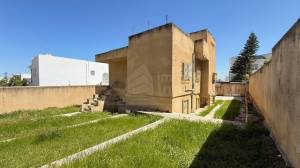 Ariana Ville&nbsp;Cite Ennasr 1&nbsp;Vente&nbsp;Appart. 1 pi�ce&nbsp;Villa  de 438m2 terrain  cite ennasr