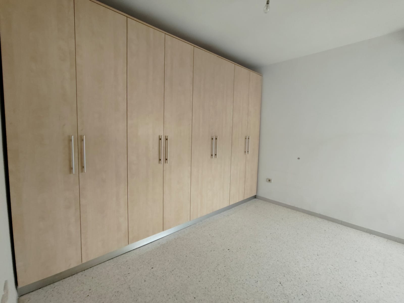 Raoued&nbsp;Cite El Ghazala 1&nbsp;Location&nbsp;Appart. 5 pi�ces+&nbsp;La ghazelle loc app s4