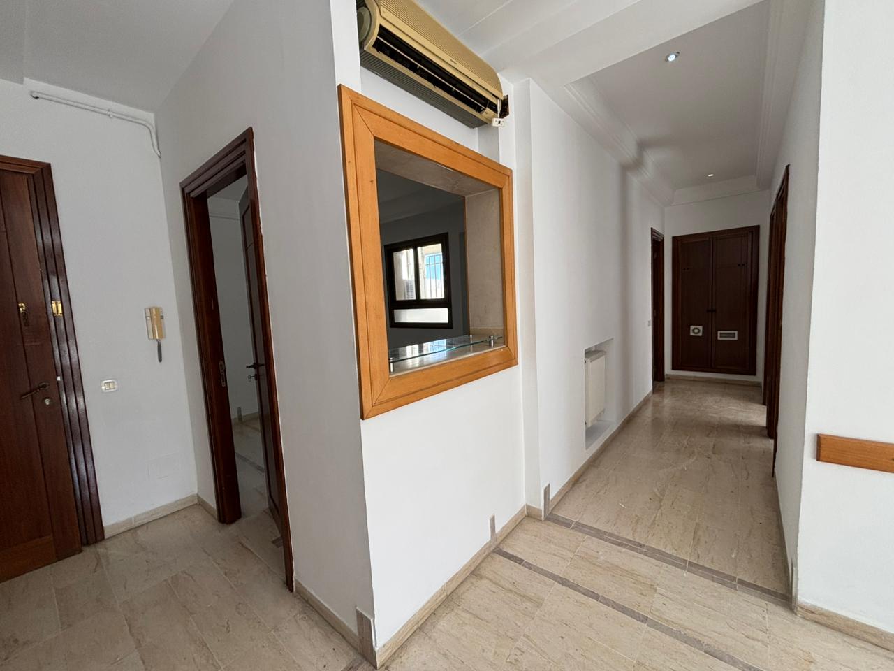 El Menzah&nbsp;Tunis Belvedere&nbsp;Bureaux & Commerces&nbsp;Bureau&nbsp;Belv�d�re hall3