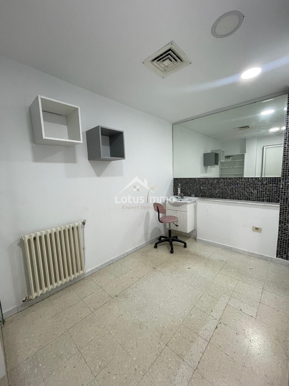 Ariana Ville&nbsp;El Menzah 5&nbsp;Bureaux & Commerces&nbsp;Bureau&nbsp;Bureau a5 � menzah 5