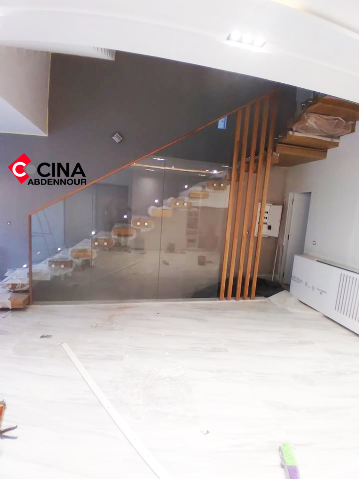 La Soukra&nbsp;Sidi Frej&nbsp;Autres meubles&nbsp;Autres&nbsp;Escalier en bois ch�ne