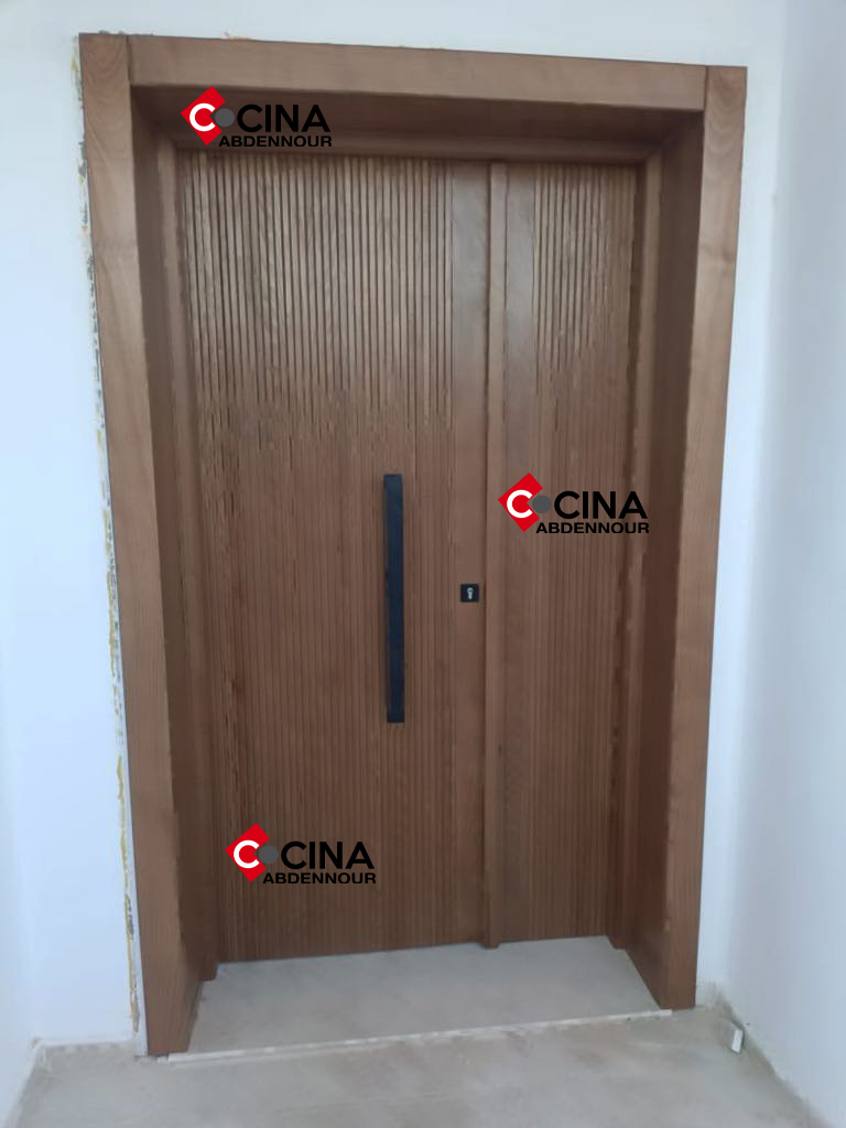 La Soukra&nbsp;Sidi Frej&nbsp;Autres meubles&nbsp;Autres&nbsp;Porte ext�rieur en bois