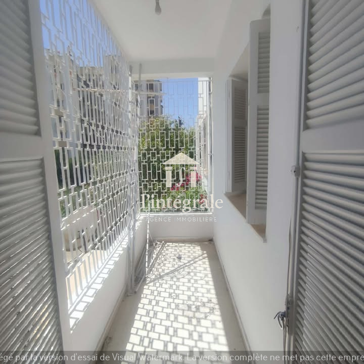 El Menzah&nbsp;El Manar 2&nbsp;Location&nbsp;Appart. 4 pi�ces&nbsp;Rez de chauss�e en s3 avec terrasse