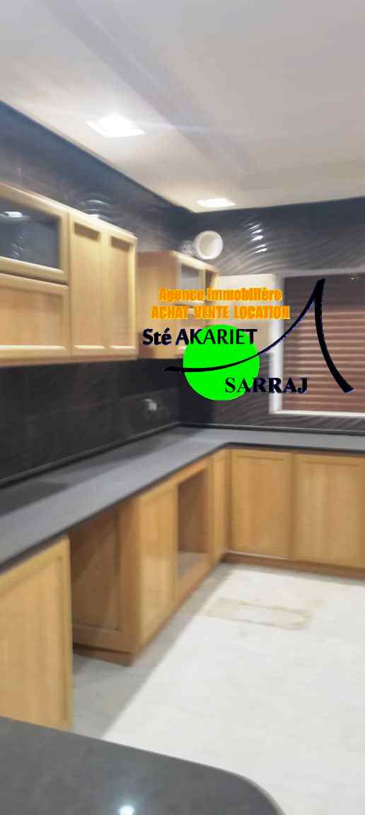 Hammam Sousse&nbsp;Hammam Sousse&nbsp;Vente&nbsp;Maisons&nbsp;Villa 297m � hammem sousse pas loin de meublatex