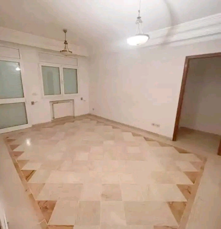 Ariana Ville&nbsp;Cite Ennasr 2&nbsp;Location&nbsp;Appart. 3 pi�ces&nbsp;Un appart s 2 � cit� nasr