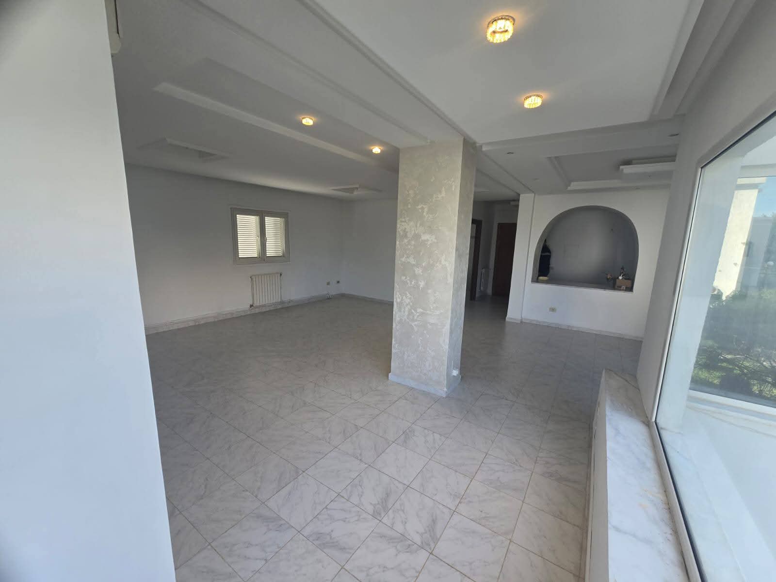 El Menzah&nbsp;El Menzah 4&nbsp;Location&nbsp;Appart. 4 pi�ces&nbsp;Un appart s 3 menzah 4