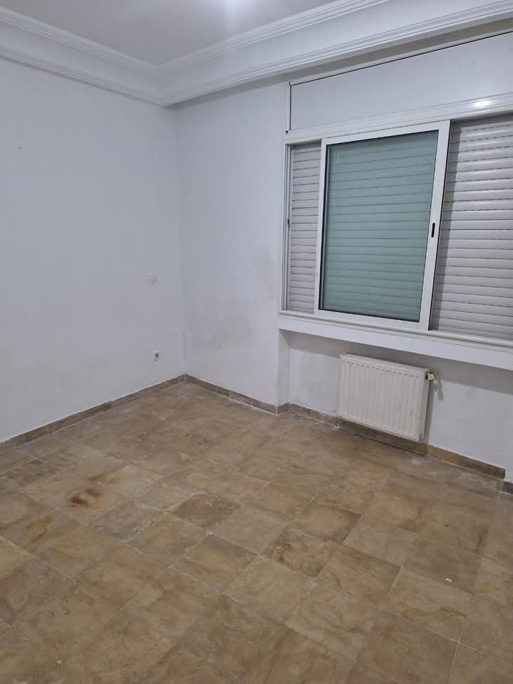 Ariana Ville&nbsp;Cite Ennasr 2&nbsp;Location&nbsp;Appart. 2 pi�ces&nbsp;Un appart s 1 � cit� nasr 2