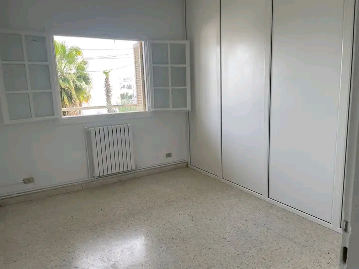 El Menzah&nbsp;El Menzah 9&nbsp;Location&nbsp;Appart. 5 pi�ces+&nbsp;Un appart s 4 menzah 9