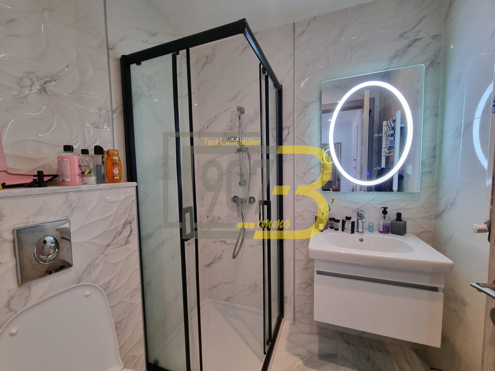 Ariana Ville&nbsp;Cite Ennasr 2&nbsp;Location&nbsp;Appart. 1 pi�ce&nbsp;Un app s1 richement meubl� � ennasr 2