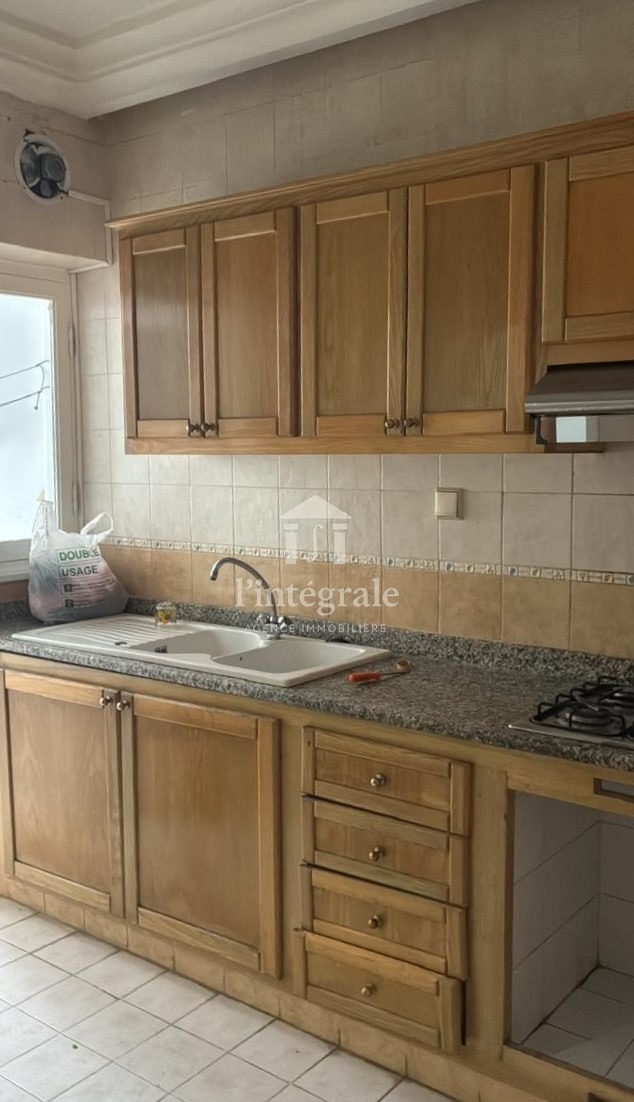 Ariana Ville&nbsp;Cite Ennasr 2&nbsp;Location&nbsp;Appart. 3 pi�ces&nbsp;S2 pr�s mg enasser2