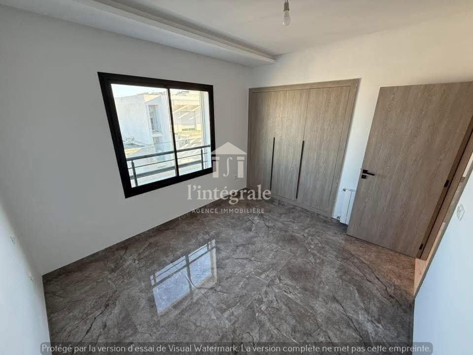 Ariana Ville&nbsp;Cite Ennasr 2&nbsp;Location&nbsp;Appart. 4 pi�ces&nbsp;Coquet appartement de haut standing s3