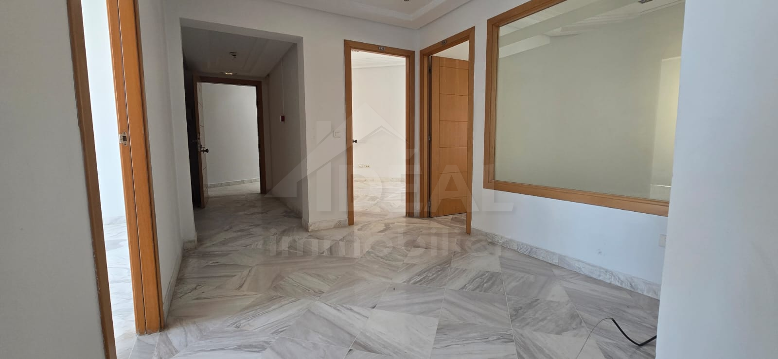 La Marsa&nbsp;Berge Du Lac&nbsp;Bureaux & Commerces&nbsp;Bureau&nbsp;Al bureau 5p berges du lac