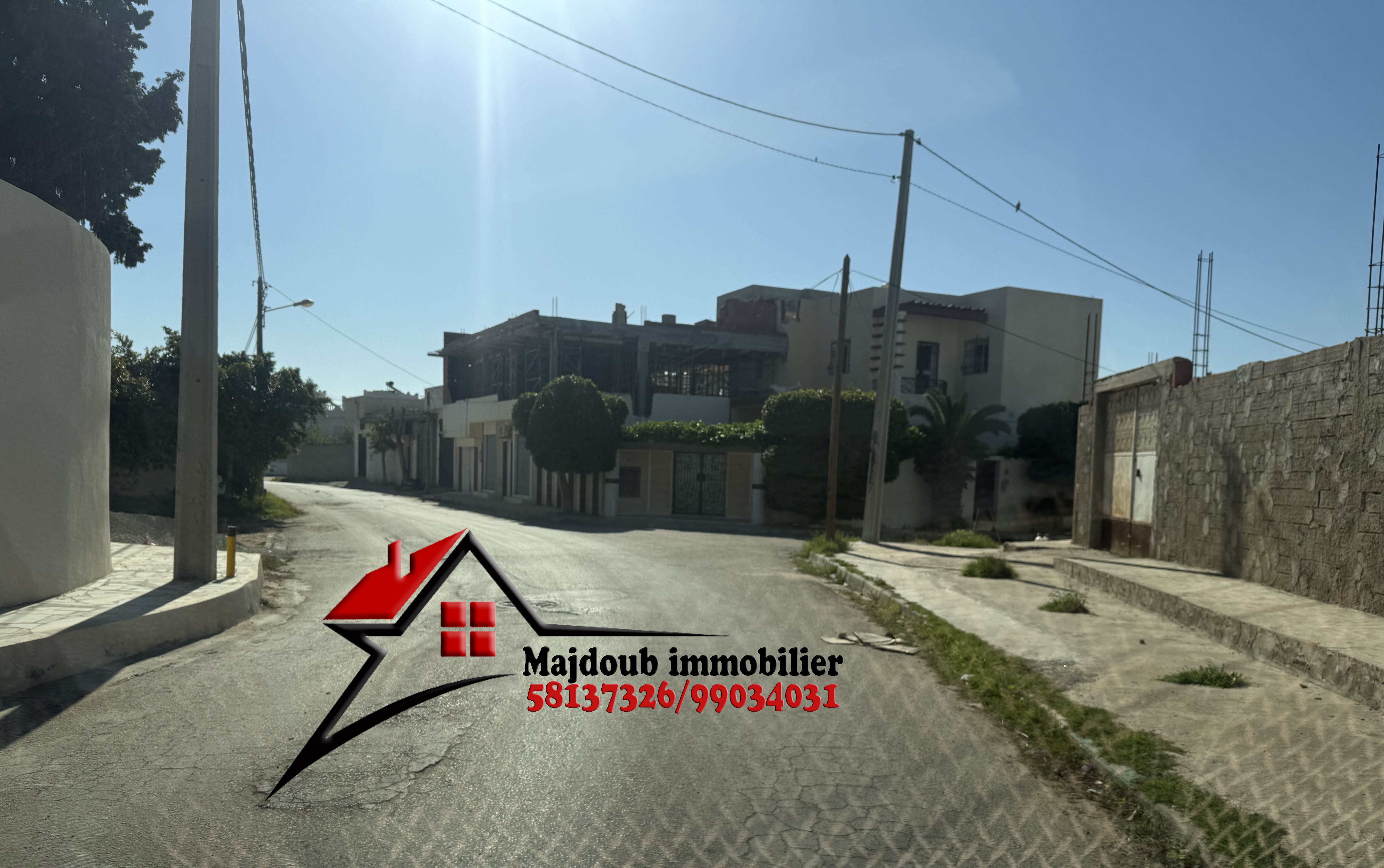 Sousse Riadh&nbsp;Zaouiet Sousse&nbsp;Terrain&nbsp;Terrain nu&nbsp;Terrain que fait le coin zone villa