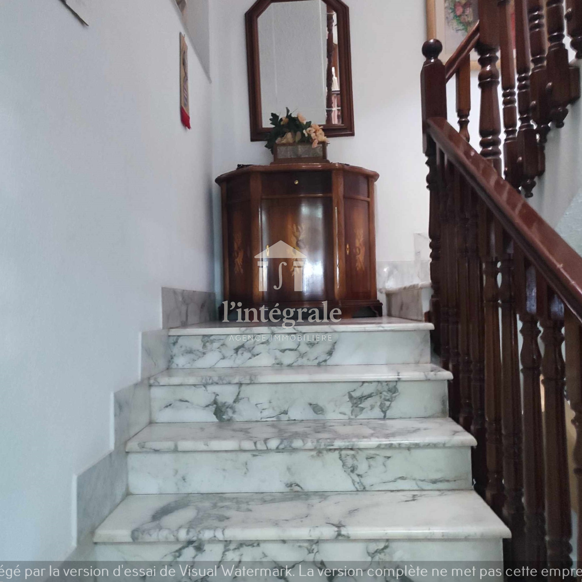 El Menzah&nbsp;El Menzah 9&nbsp;Location&nbsp;Maisons&nbsp;Villa s6 bureau ou habitation