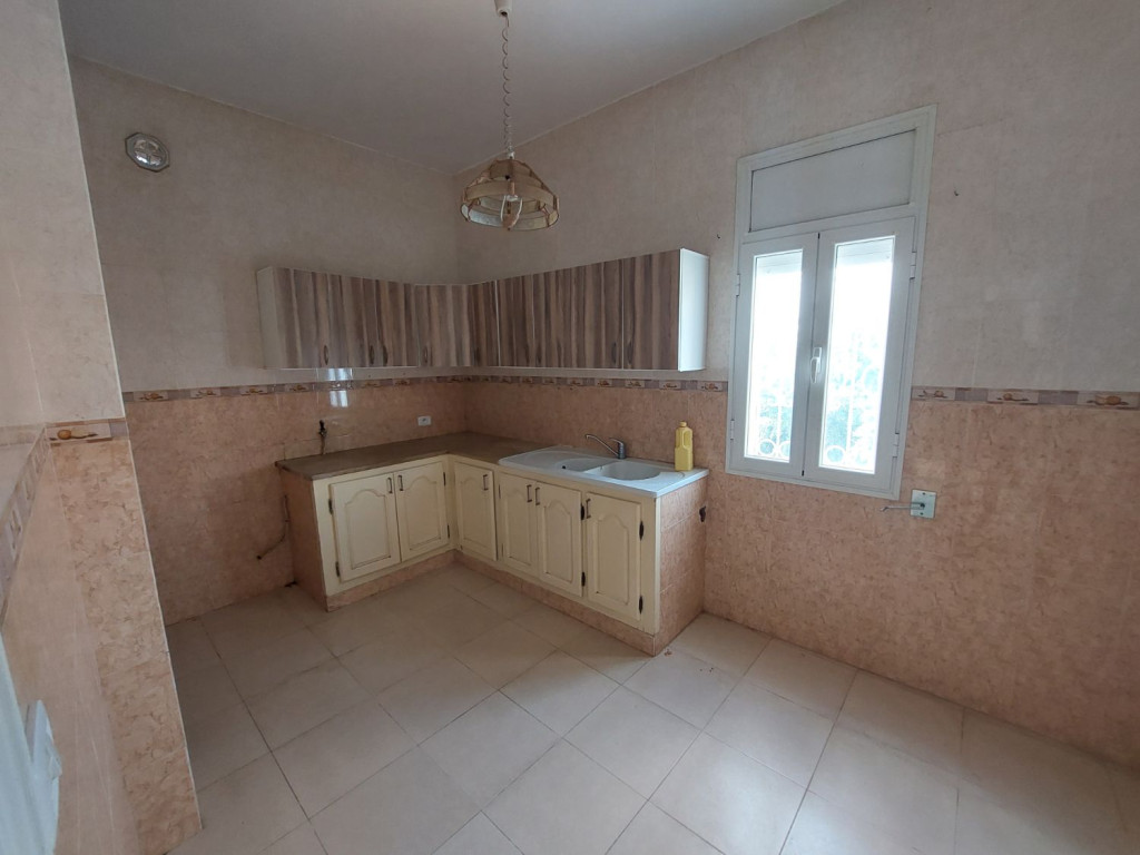 El Mourouj&nbsp;Cite El Mourouj 3 Bis&nbsp;Location&nbsp;Maisons&nbsp;Tage villa s2 mourouj 6