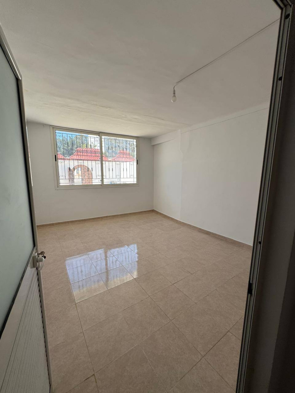 El Ouerdia&nbsp;El Ouerdia&nbsp;Location&nbsp;Maisons&nbsp;Local jardin enfants ibn sina