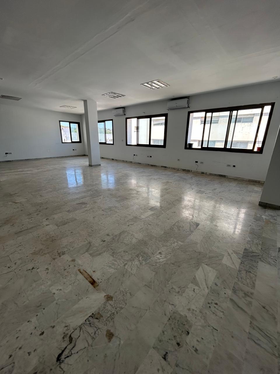 Bab Bhar&nbsp;Hedi Chaker&nbsp;Location&nbsp;Autre&nbsp;Bureau open space