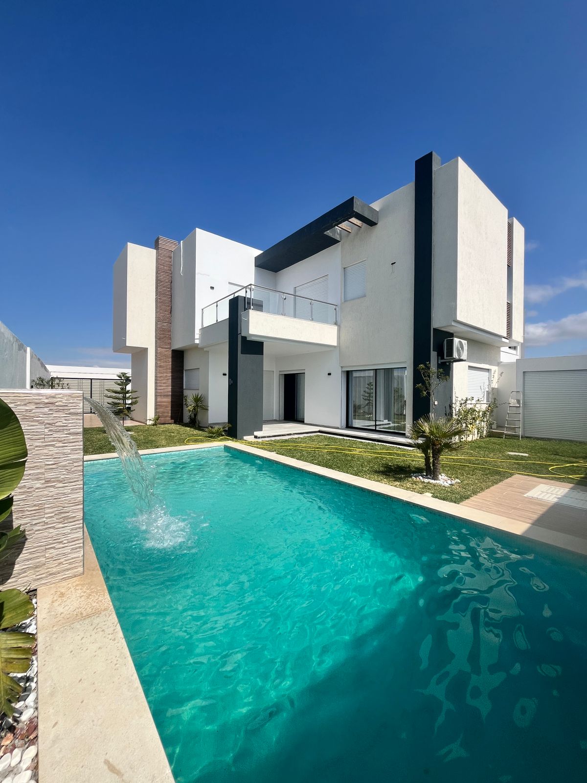 Hammamet&nbsp;Barraket Essahel&nbsp;Location&nbsp;Appart. 4 pi�ces&nbsp;Une villa meubl�e s4 avec jardin et piscine