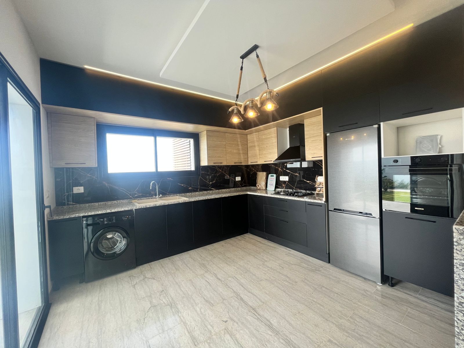 Hammamet&nbsp;Barraket Essahel&nbsp;Location&nbsp;Appart. 4 pi�ces&nbsp;Une villa meubl�e s4 avec jardin et piscine