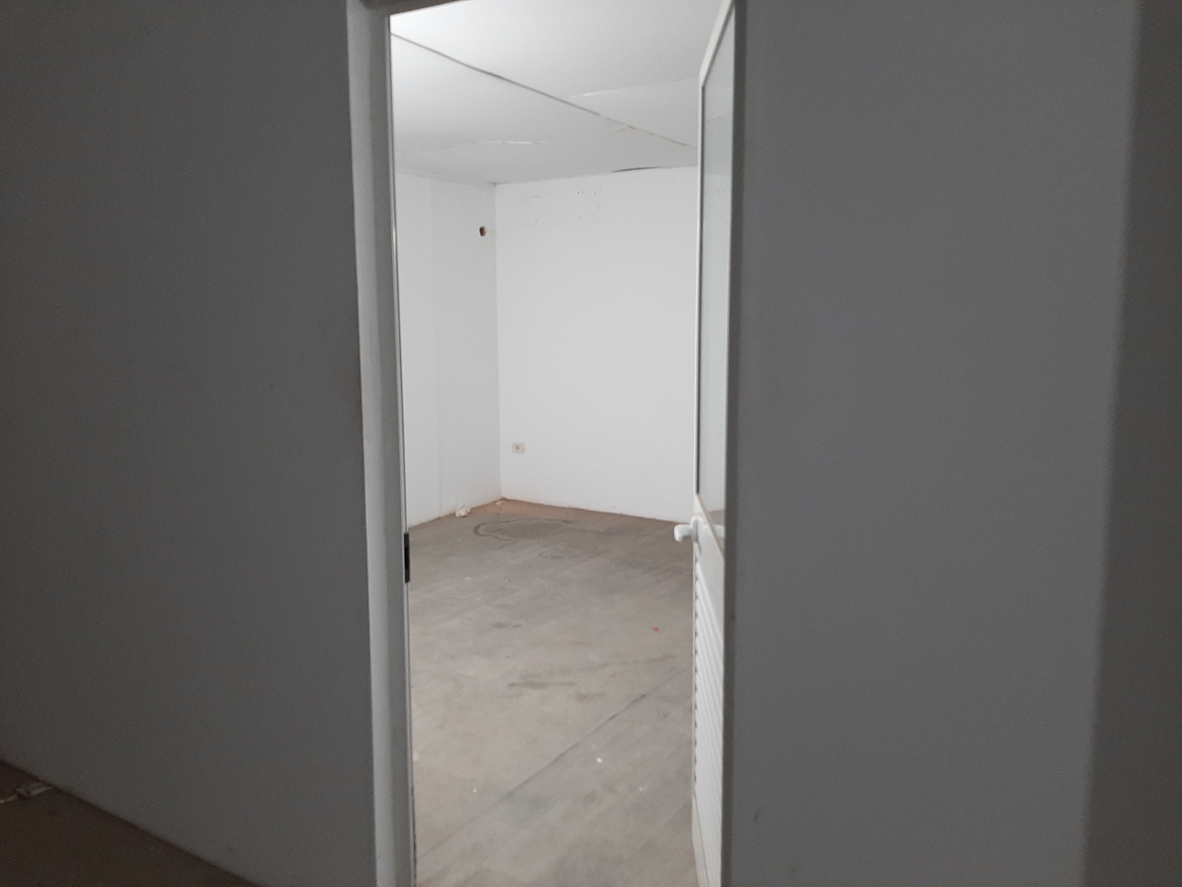 Sousse Jaouhara&nbsp;Cite Sidi Abdelhamid&nbsp;Location&nbsp;Surfaces&nbsp;Entrep�t 350 m  � sidi abdelhamid sousse