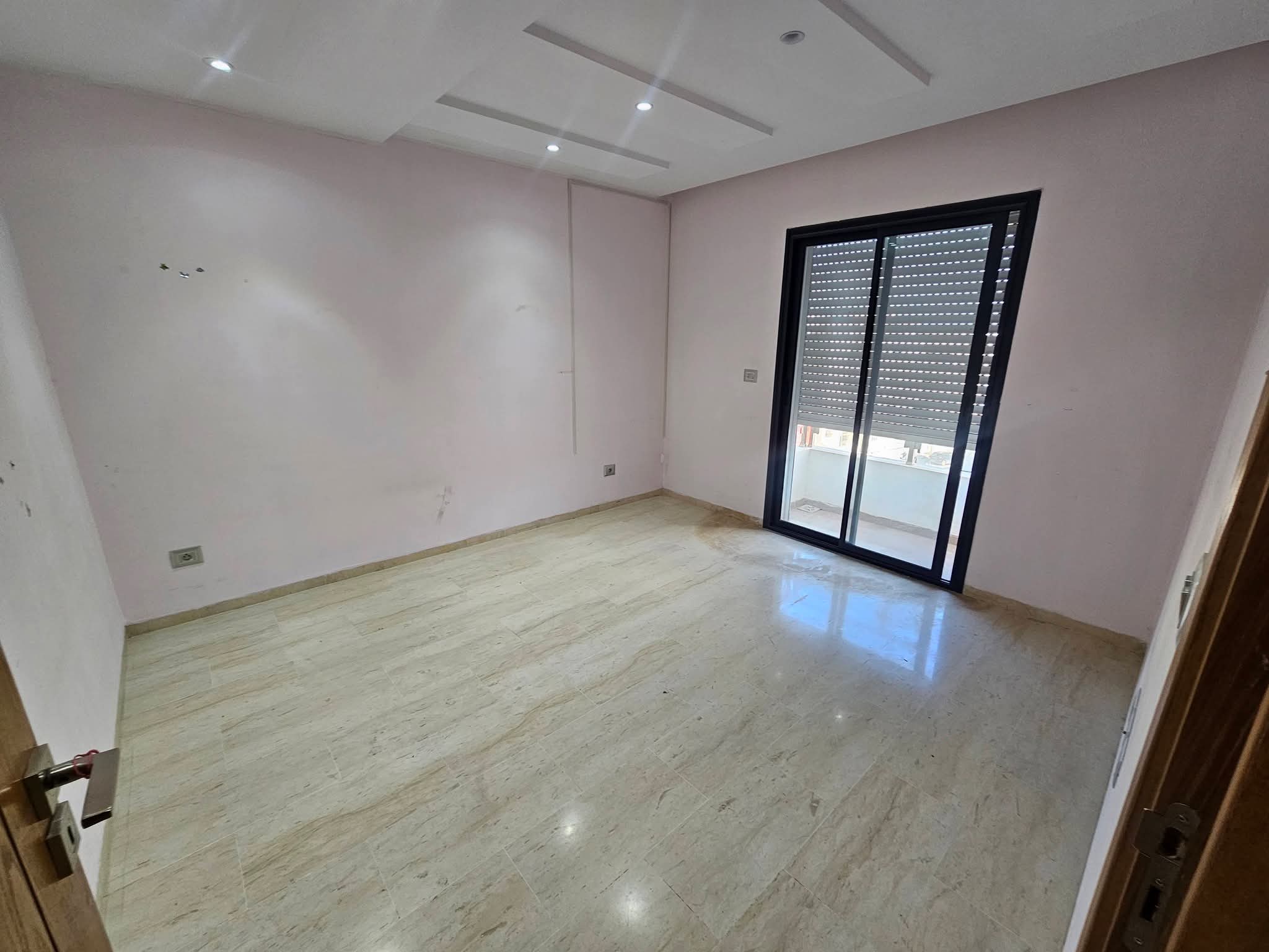 Raoued&nbsp;Cite El Ghazala 1&nbsp;Vente&nbsp;Appart. 4 pi�ces&nbsp;S3 355 md ghazela