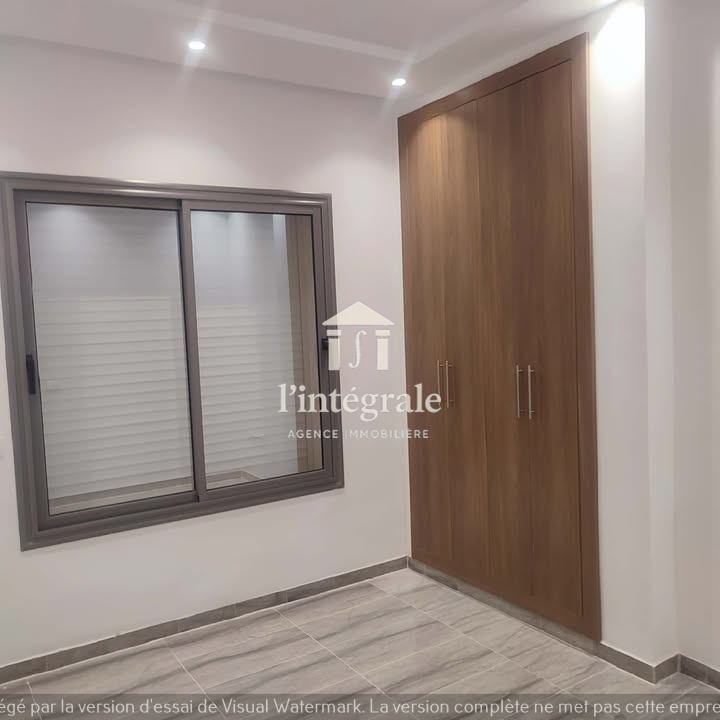 Ariana Ville&nbsp;Cite Ennasr 2&nbsp;Location&nbsp;Appart. 4 pi�ces&nbsp;S3 jamais habit�