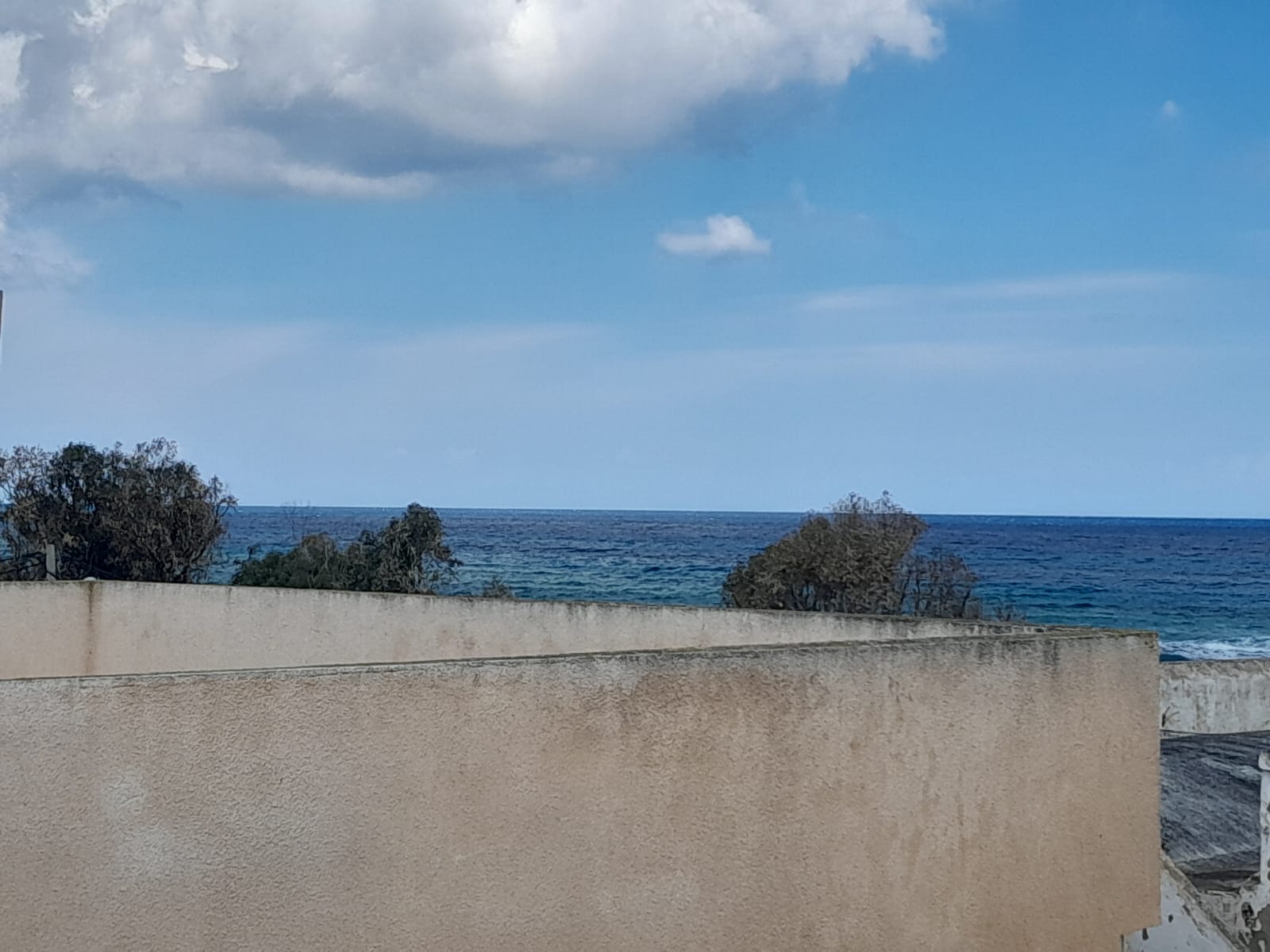 Hammam El Ghezaz&nbsp;Hammam El Ghezaz&nbsp;Location vacances&nbsp;Appart. 4 pi�ces&nbsp;Etage villa s3 au bord de la mer