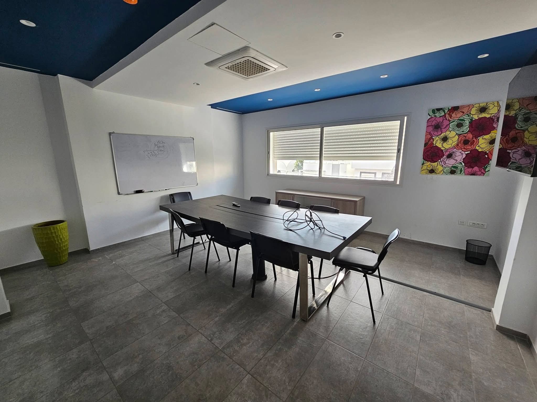 Ariana Ville&nbsp;El Menzah 5&nbsp;Bureaux & Commerces&nbsp;Bureau&nbsp;Plateau des bureaux prenuium 7000d menzahv5