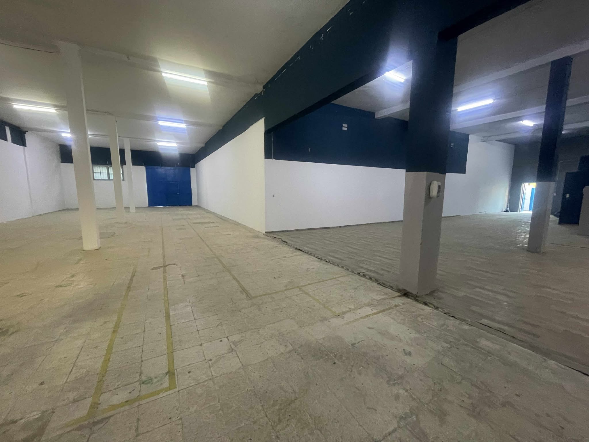 Ezzahra&nbsp;Ezzahra&nbsp;Bureaux & Commerces&nbsp;Atelier,Garage&nbsp;Depot 500 ezzahra