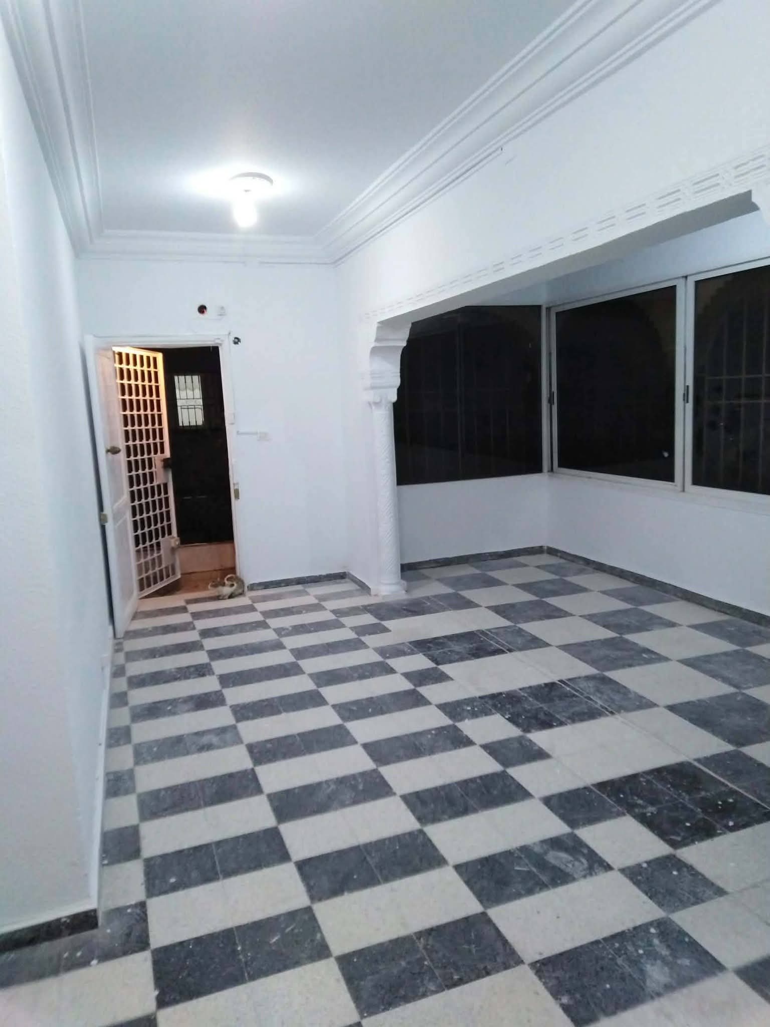 La Soukra&nbsp;Borj Louzir&nbsp;Location&nbsp;Appart. 4 pi�ces&nbsp;Etage de villa a borj louzir