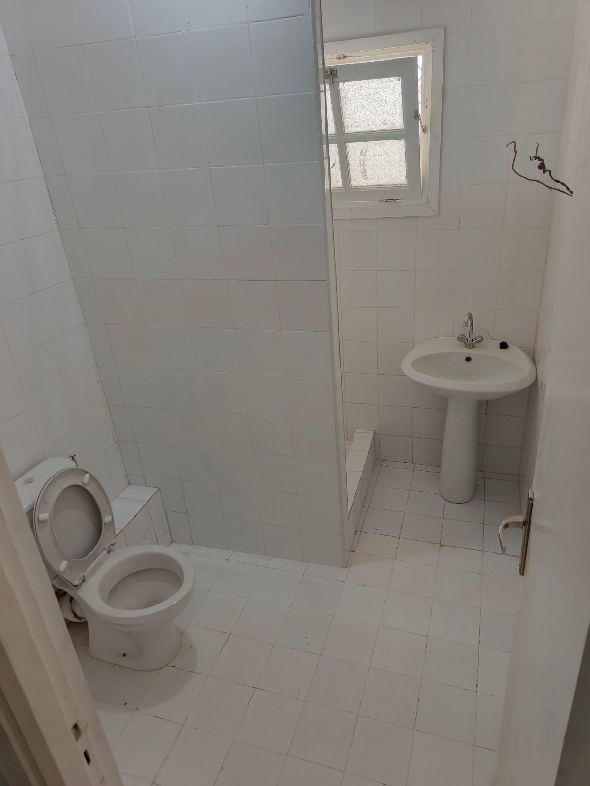 La Soukra&nbsp;Borj Louzir&nbsp;Location&nbsp;Appart. 4 pi�ces&nbsp;Appartement s3 borj louzir