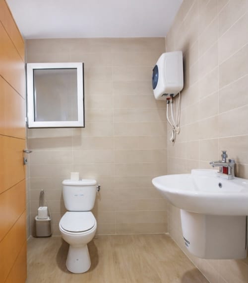 Bab Bhar&nbsp;Bab Bhar&nbsp;Location&nbsp;Appart. 2 pi�ces&nbsp;Loue local � usage professionnel