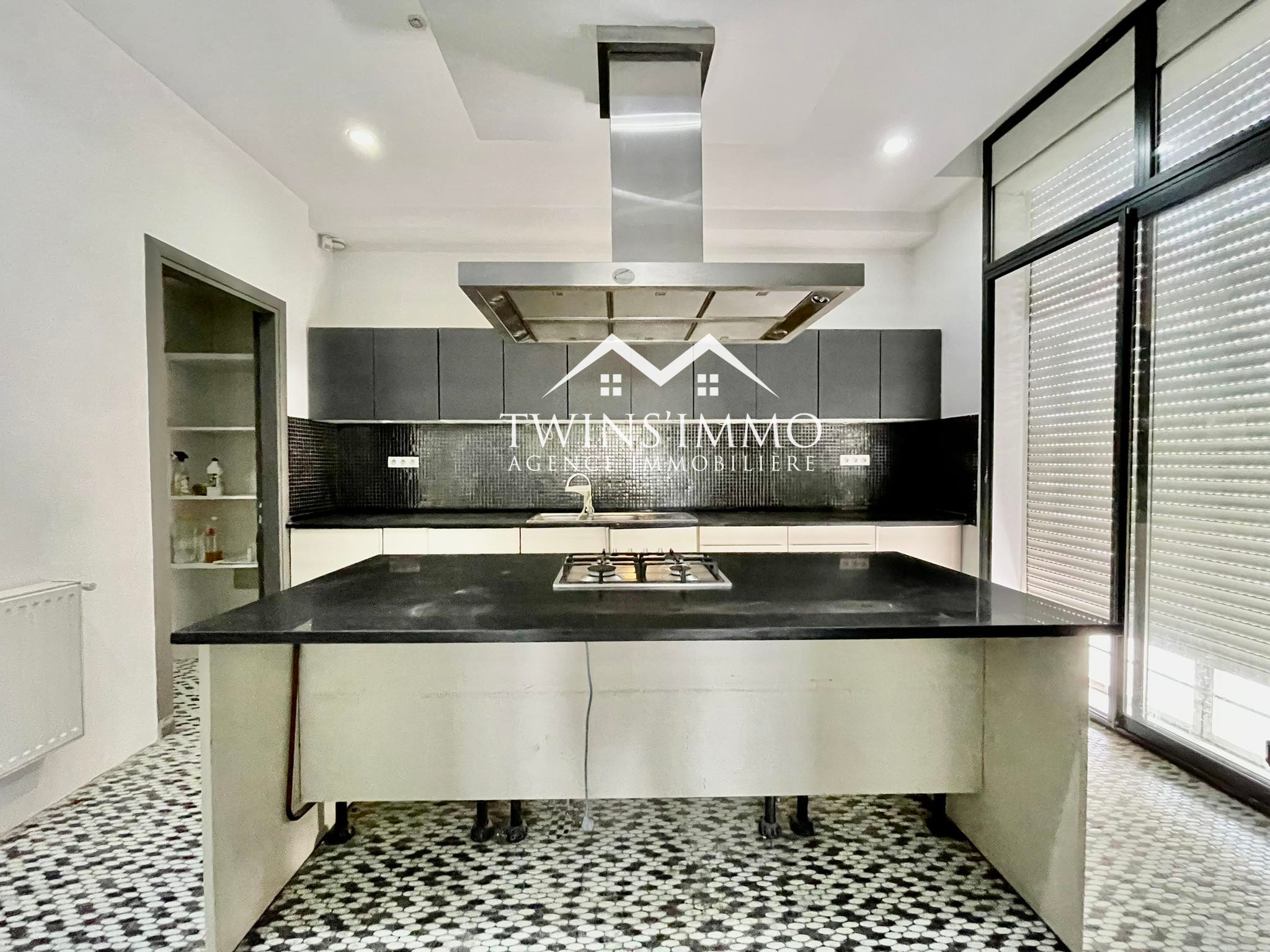 La Marsa&nbsp;Marsa Ennassim&nbsp;Location&nbsp;Maisons&nbsp;Villa s4 � la marsa ennassim