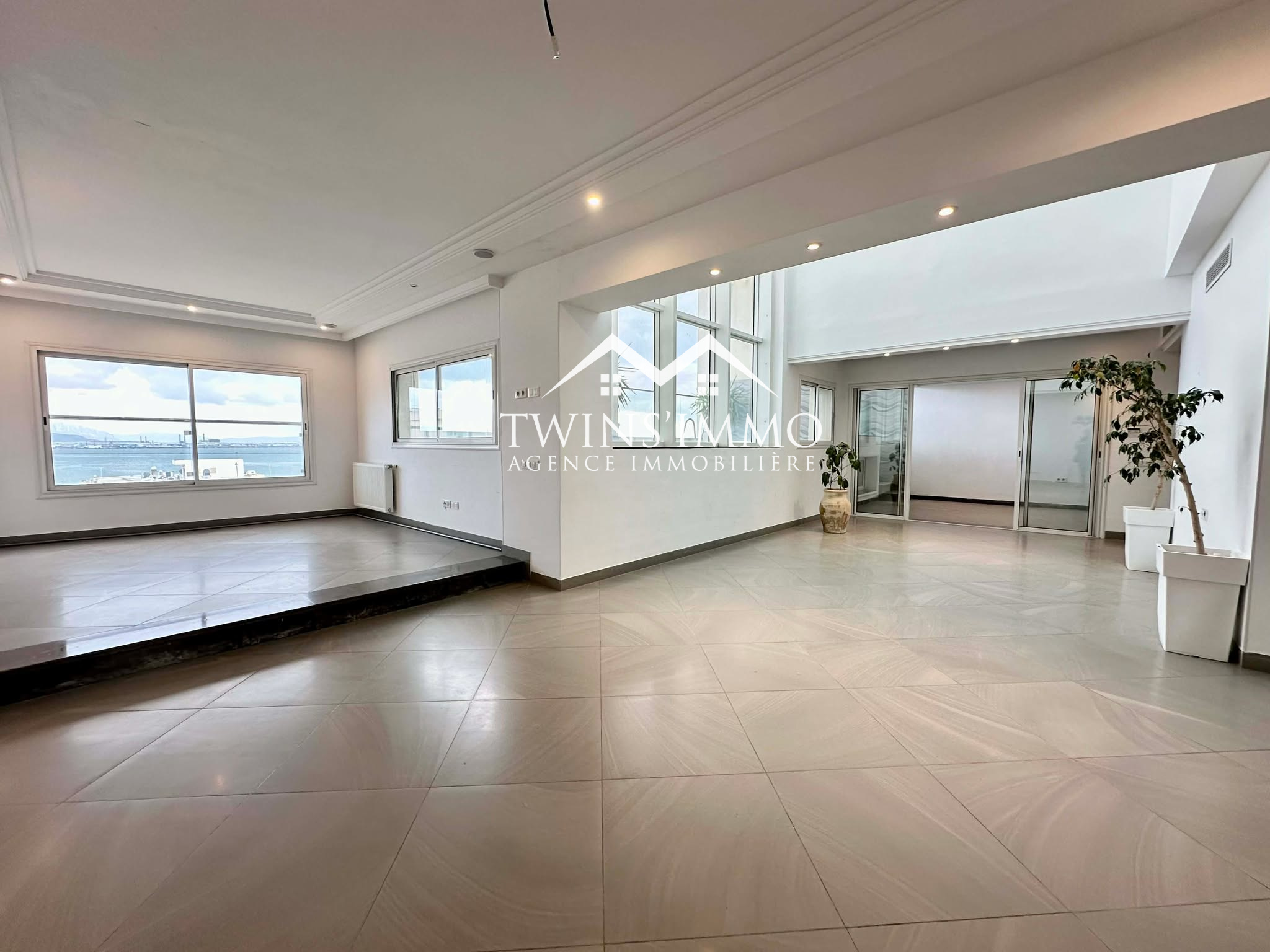 La Marsa&nbsp;Berge Du Lac&nbsp;Location&nbsp;Duplex&nbsp;Duplex s4 avec piscine aux lac 2