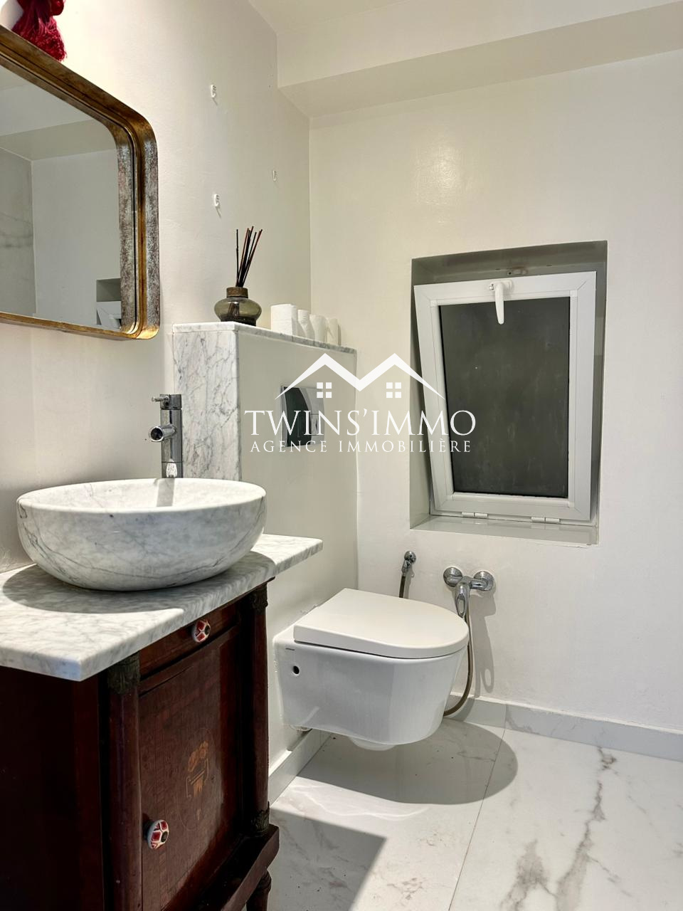 La Marsa&nbsp;Cite Du Stade&nbsp;Location&nbsp;Maisons&nbsp;Villa s4 avec piscine � la marsa