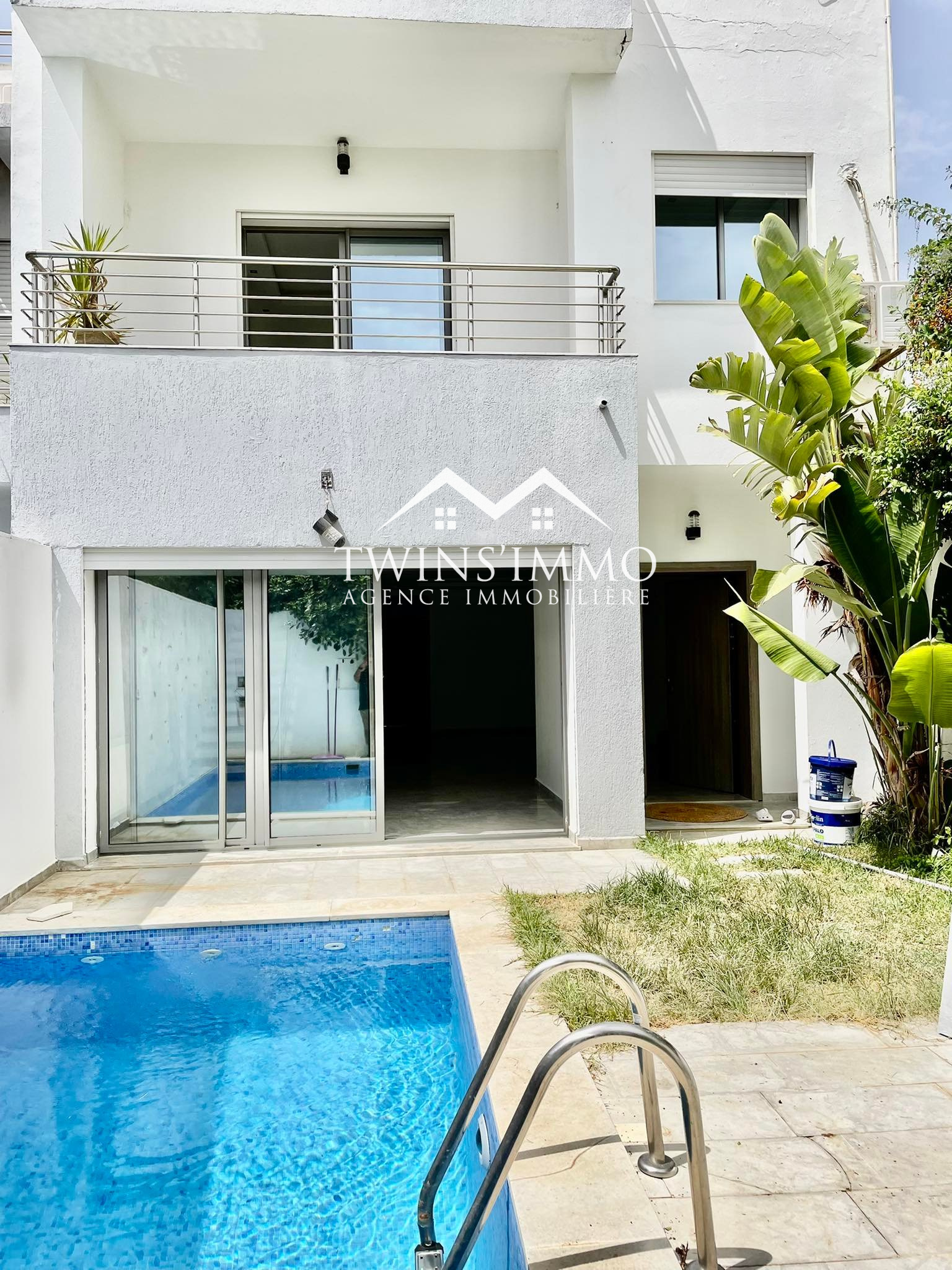 La Marsa&nbsp;Gammart&nbsp;Location&nbsp;Maisons&nbsp;Triplex avec piscine � gammarth